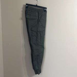 H&M Cargo Joggers - Slim Fit - Men’s S - Khaki Green